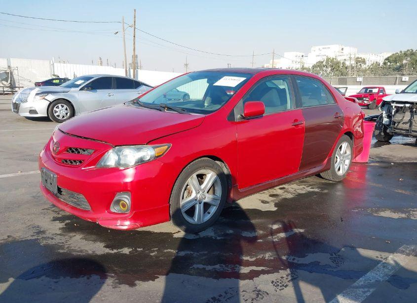 Photo 2 of 2013 Toyota Corolla S (VIN 5YFBU4EE1DP153734)