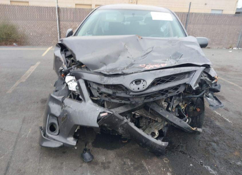 Photo 11 of 2013 Toyota Corolla S (VIN 5YFBU4EE1DP175720)