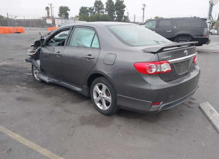 Photo 3 of 2013 Toyota Corolla S (VIN 5YFBU4EE1DP175720)