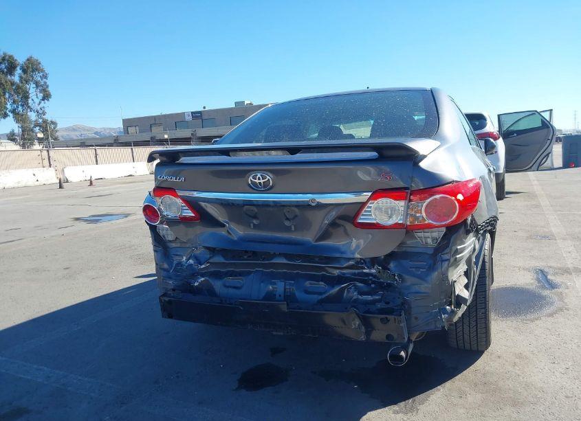 Photo 6 of 2013 Toyota Corolla S (VIN 5YFBU4EE1DP190802)