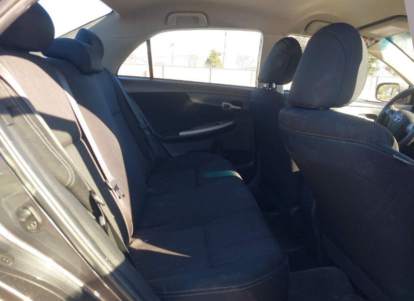 Photo 8 of 2013 Toyota Corolla S (VIN 5YFBU4EE1DP190802)