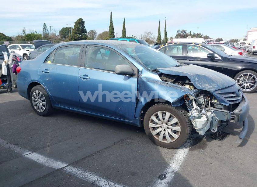 Photo 13 of 2013 Toyota Corolla LE (VIN 5YFBU4EE1DP210157)