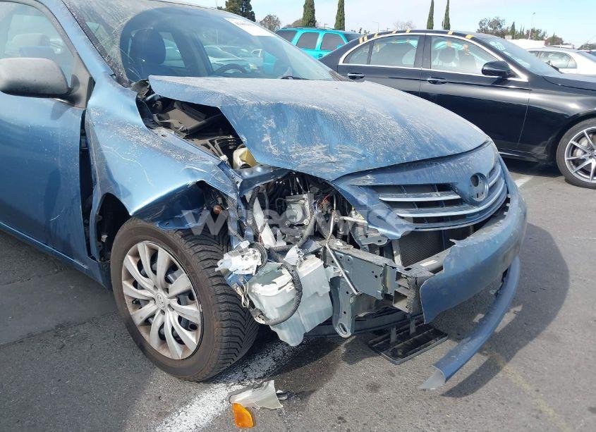 Photo 6 of 2013 Toyota Corolla LE (VIN 5YFBU4EE1DP210157)