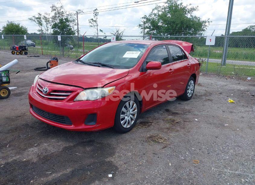 Photo 2 of 2013 Toyota Corolla LE (VIN 5YFBU4EE1DP223068)