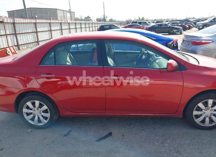 Photo 13 of 2013 Toyota Corolla LE (VIN 5YFBU4EE1DP223538)