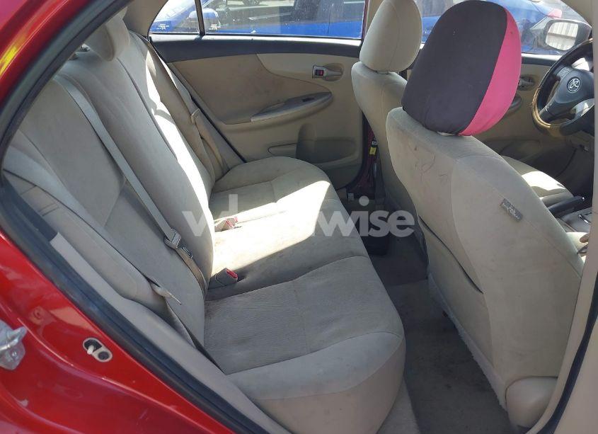 Photo 8 of 2013 Toyota Corolla LE (VIN 5YFBU4EE1DP223538)