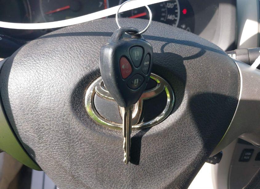 Photo 11 of 2012 Toyota Corolla LE (VIN 5YFBU4EE2CP008085)