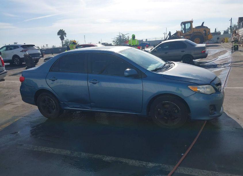 Photo 13 of 2012 Toyota Corolla LE (VIN 5YFBU4EE2CP008085)