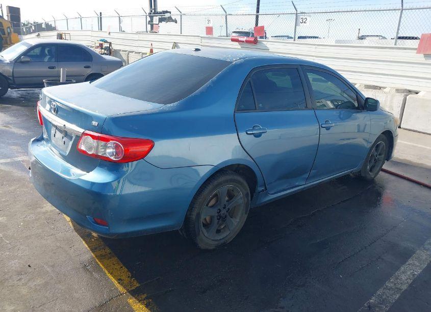 Photo 4 of 2012 Toyota Corolla LE (VIN 5YFBU4EE2CP008085)