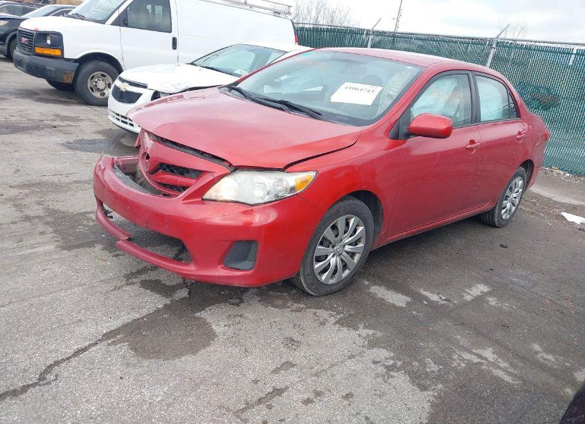 Photo 2 of 2012 Toyota Corolla LE (VIN 5YFBU4EE2CP017479)