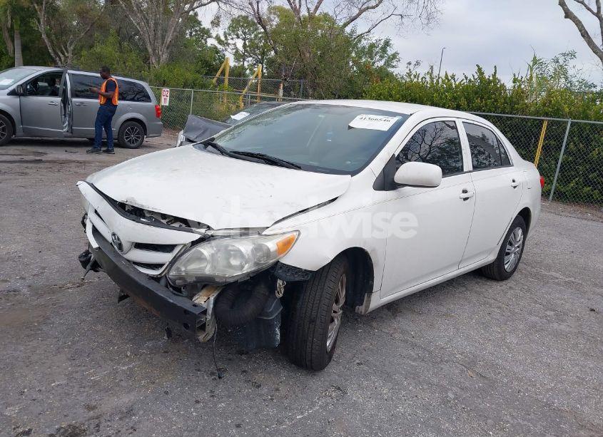 Photo 2 of 2012 Toyota Corolla L (VIN 5YFBU4EE2CP062339)