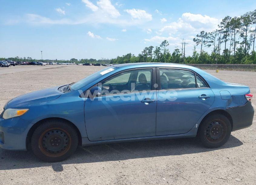 Photo 14 of 2012 Toyota Corolla LE (VIN 5YFBU4EE2CP064897)