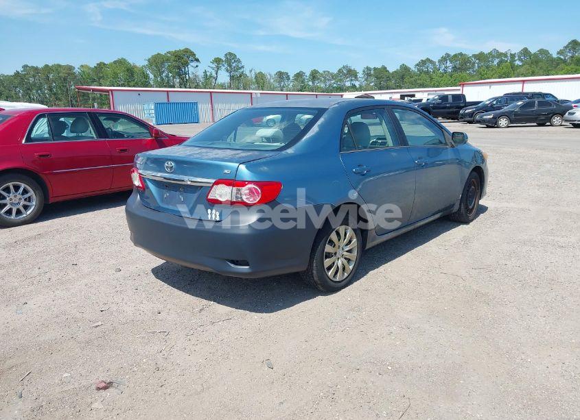 Photo 4 of 2012 Toyota Corolla LE (VIN 5YFBU4EE2CP064897)