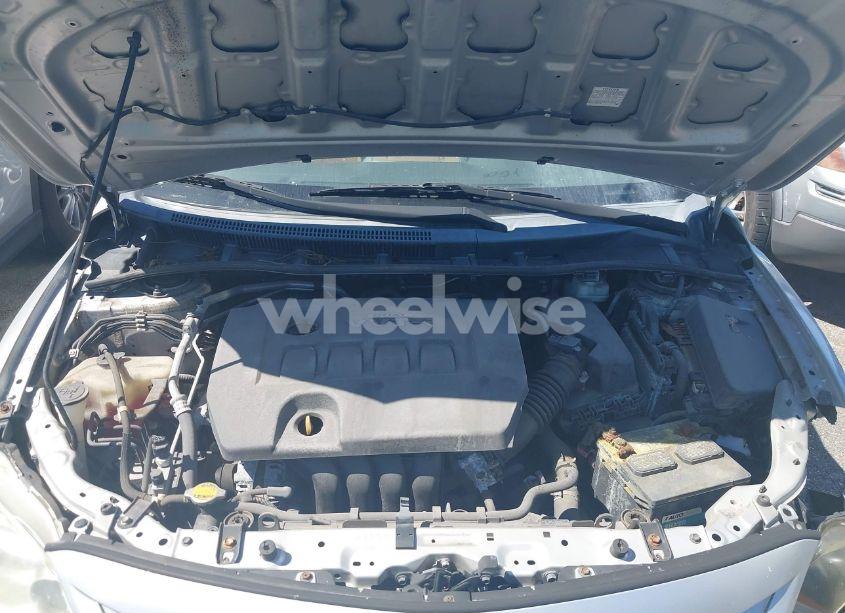 Photo 10 of 2013 Toyota Corolla LE (VIN 5YFBU4EE2DP080132)