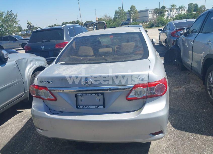 Photo 16 of 2013 Toyota Corolla LE (VIN 5YFBU4EE2DP080132)