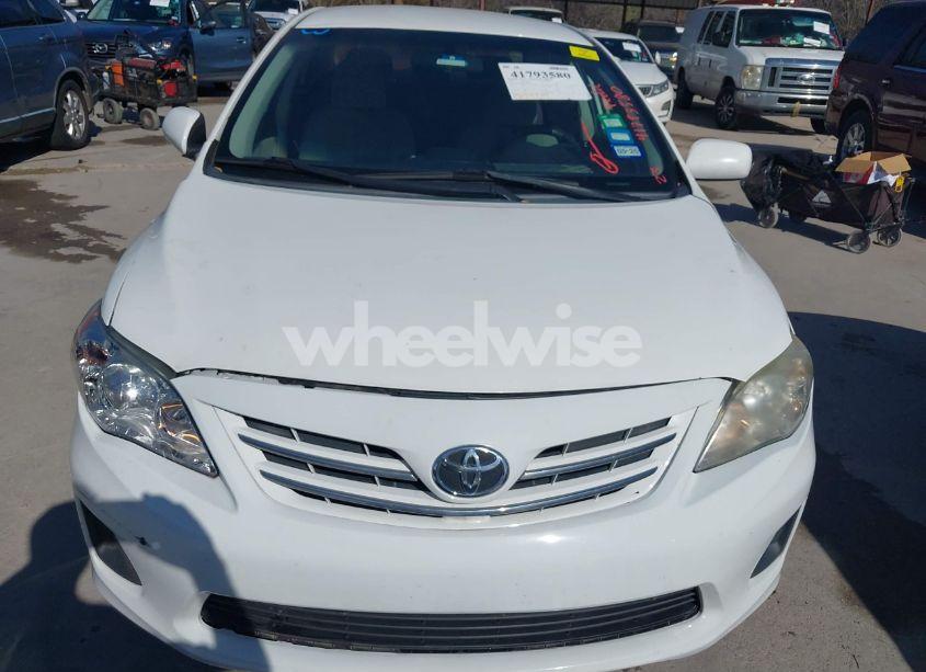 Photo 6 of 2013 Toyota Corolla LE (VIN 5YFBU4EE2DP086304)