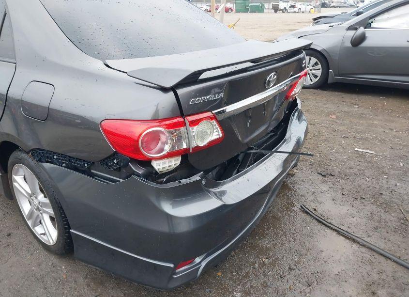 Photo 6 of 2013 Toyota Corolla S (VIN 5YFBU4EE2DP121150)