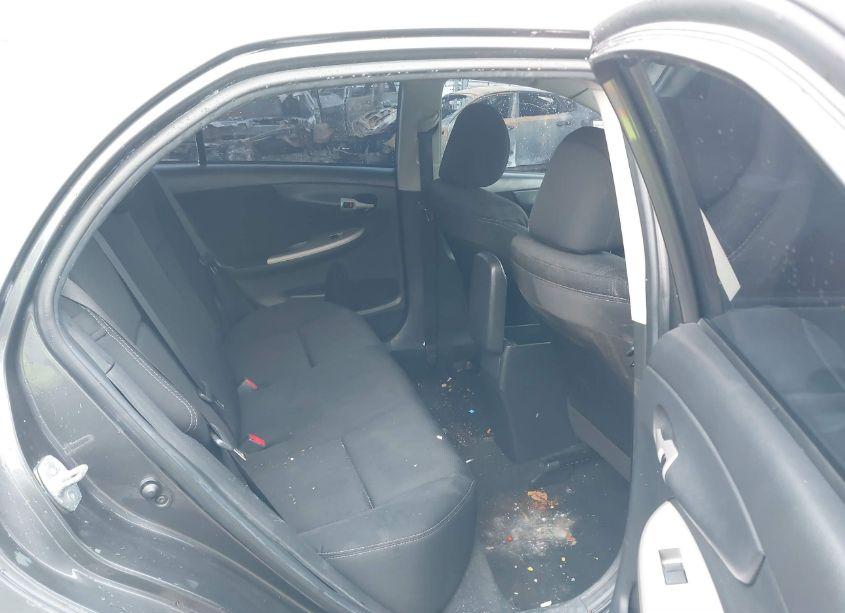 Photo 8 of 2013 Toyota Corolla S (VIN 5YFBU4EE2DP121150)