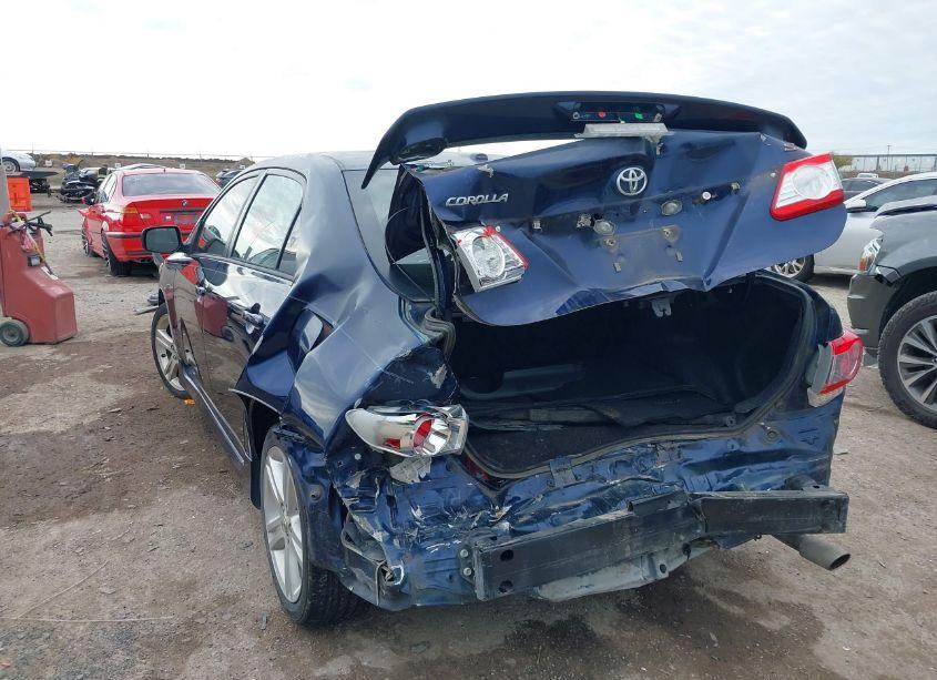 Photo 3 of 2013 Toyota Corolla S (VIN 5YFBU4EE2DP124792)