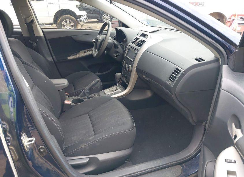 Photo 5 of 2013 Toyota Corolla S (VIN 5YFBU4EE2DP124792)