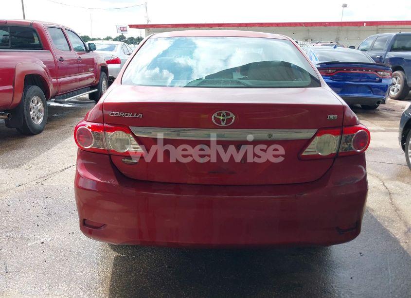 Photo 16 of 2013 Toyota Corolla LE (VIN 5YFBU4EE2DP128129)