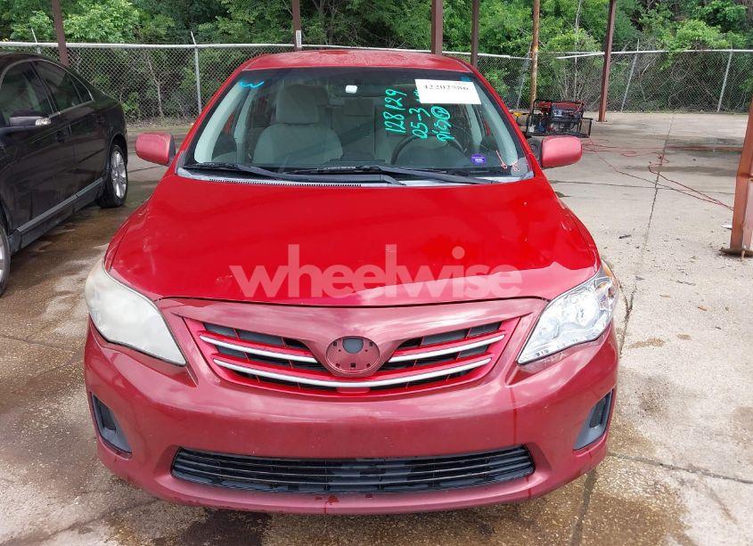 Photo 6 of 2013 Toyota Corolla LE (VIN 5YFBU4EE2DP128129)