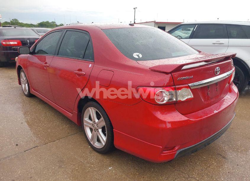 Photo 3 of 2013 Toyota Corolla S (VIN 5YFBU4EE2DP129667)