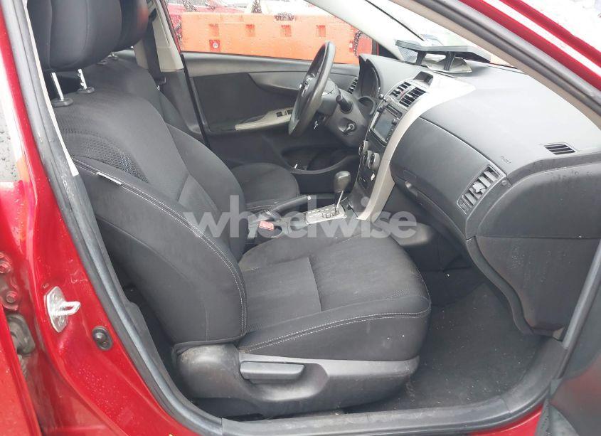 Photo 5 of 2013 Toyota Corolla S (VIN 5YFBU4EE2DP129667)