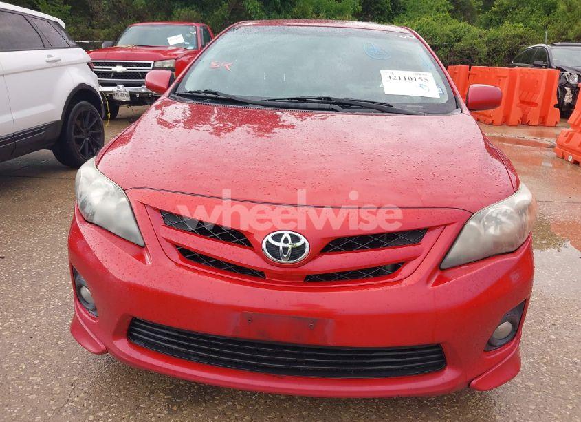 Photo 6 of 2013 Toyota Corolla S (VIN 5YFBU4EE2DP129667)