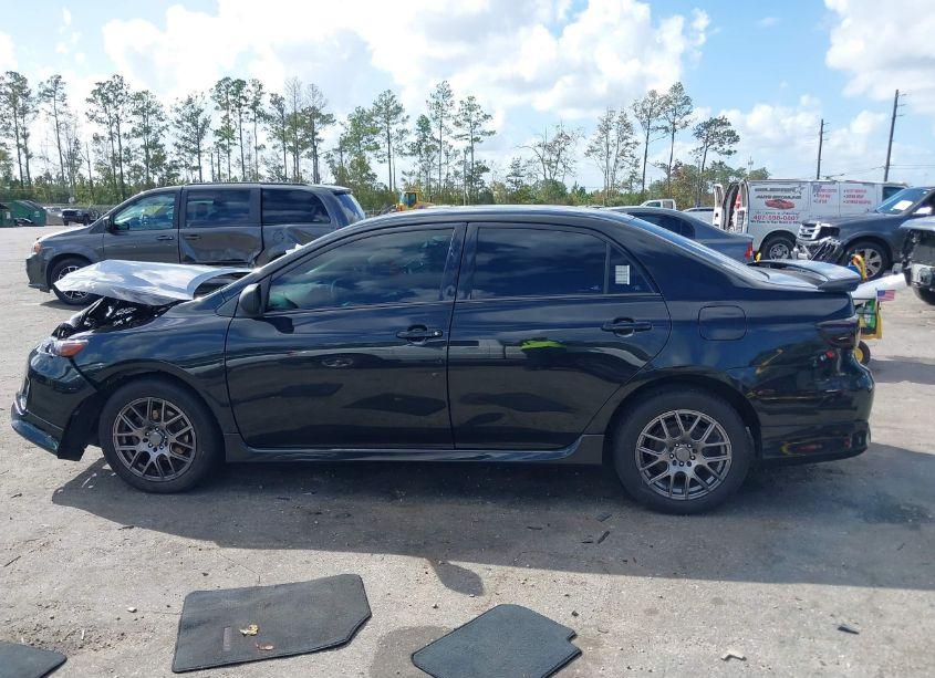 Photo 14 of 2013 Toyota Corolla S (VIN 5YFBU4EE2DP147618)