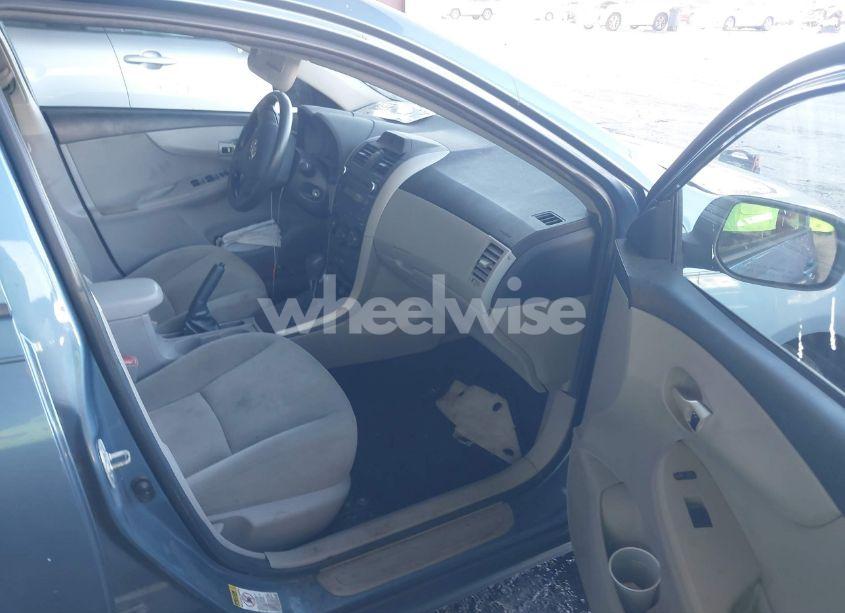 Photo 5 of 2013 Toyota Corolla L (VIN 5YFBU4EE2DP162040)