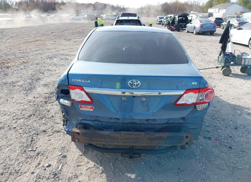 Photo 16 of 2013 Toyota Corolla LE (VIN 5YFBU4EE2DP165553)