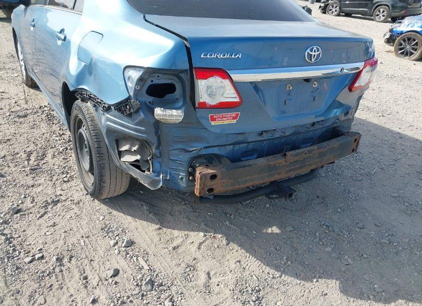 Photo 6 of 2013 Toyota Corolla LE (VIN 5YFBU4EE2DP165553)