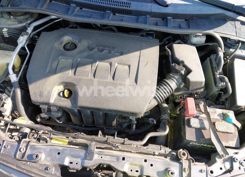 Photo 10 of 2013 Toyota Corolla LE (VIN 5YFBU4EE2DP169733)