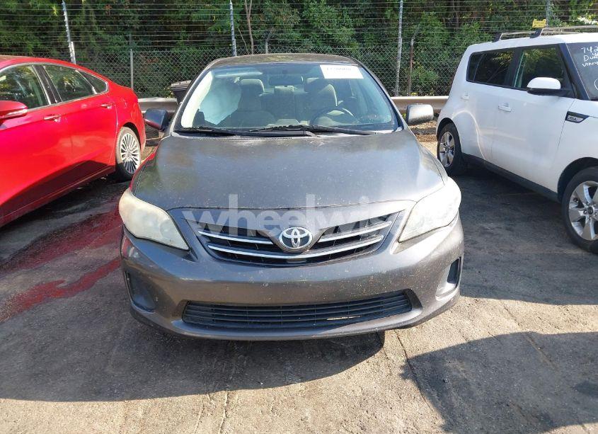 Photo 12 of 2013 Toyota Corolla LE (VIN 5YFBU4EE2DP169733)