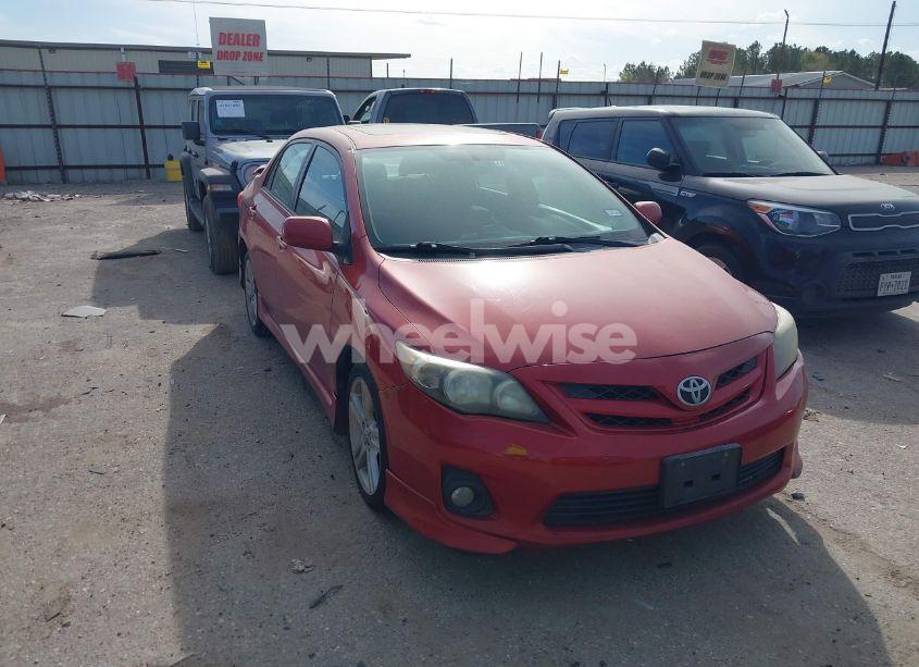 2013 Toyota Corolla S (VIN 5YFBU4EE2DP171580) main photo