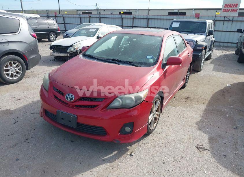 Photo 2 of 2013 Toyota Corolla S (VIN 5YFBU4EE2DP171580)