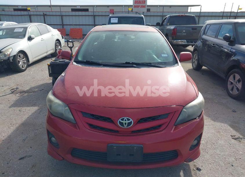 Photo 6 of 2013 Toyota Corolla S (VIN 5YFBU4EE2DP171580)