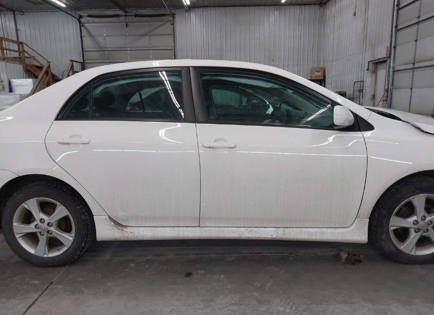 Photo 13 of 2013 Toyota Corolla S (VIN 5YFBU4EE2DP206232)