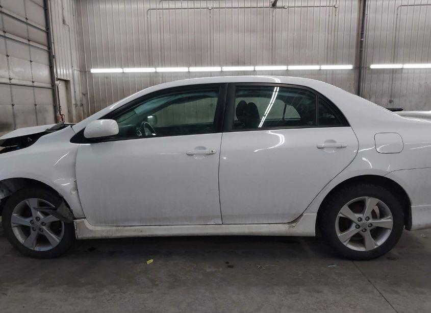 Photo 14 of 2013 Toyota Corolla S (VIN 5YFBU4EE2DP206232)