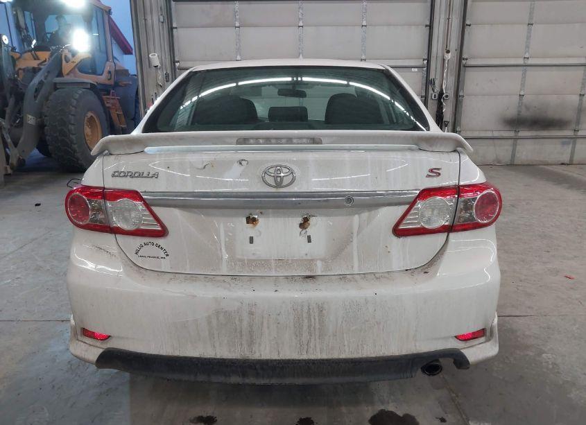 Photo 16 of 2013 Toyota Corolla S (VIN 5YFBU4EE2DP206232)