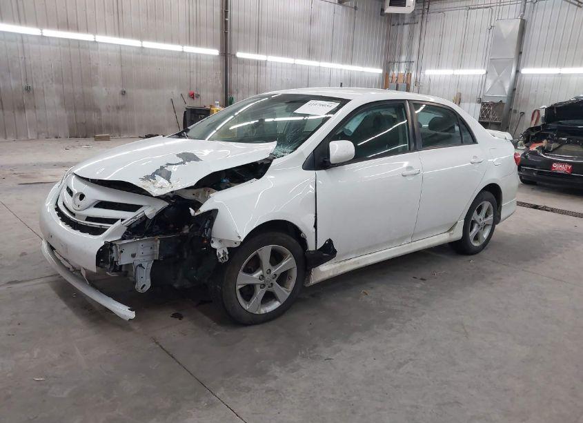 Photo 2 of 2013 Toyota Corolla S (VIN 5YFBU4EE2DP206232)