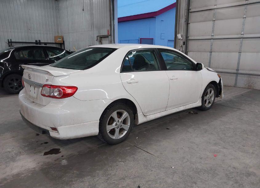 Photo 4 of 2013 Toyota Corolla S (VIN 5YFBU4EE2DP206232)