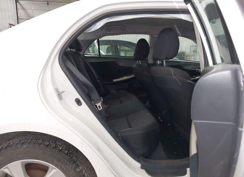 Photo 8 of 2013 Toyota Corolla S (VIN 5YFBU4EE2DP206232)