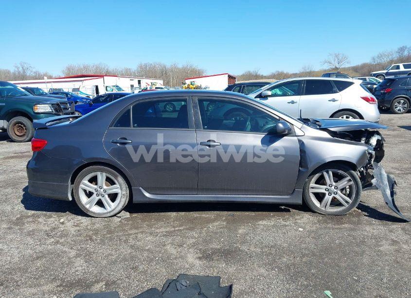 Photo 13 of 2013 Toyota Corolla S (VIN 5YFBU4EE2DP209115)