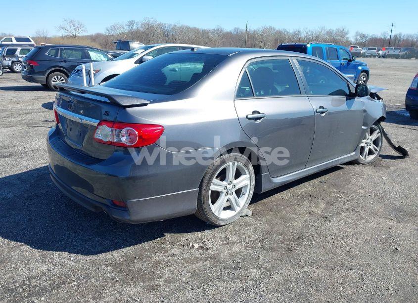 Photo 4 of 2013 Toyota Corolla S (VIN 5YFBU4EE2DP209115)