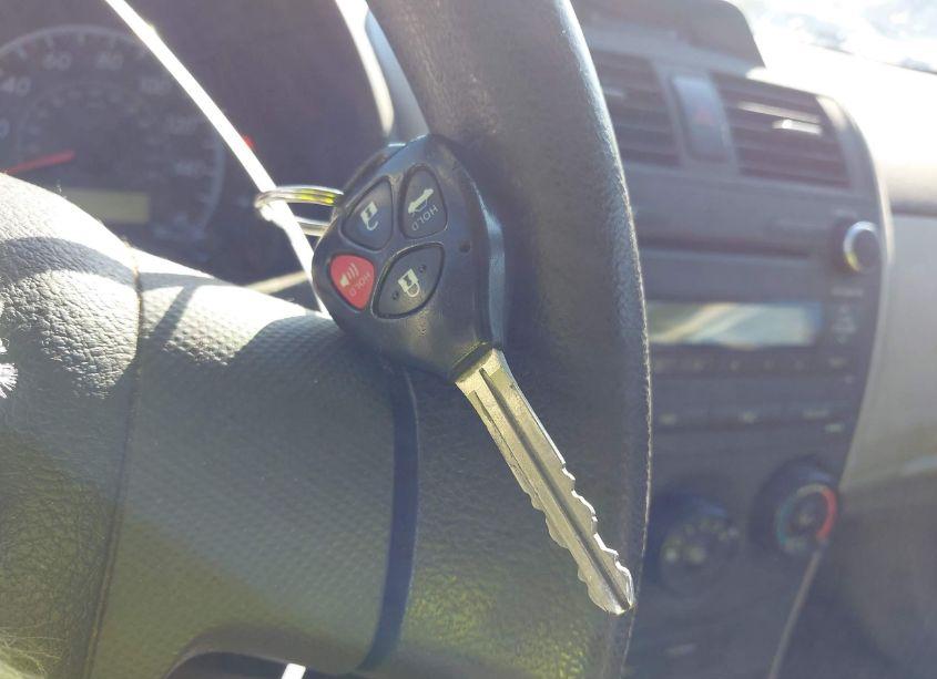 Photo 11 of 2013 Toyota Corolla L (VIN 5YFBU4EE2DP210619)