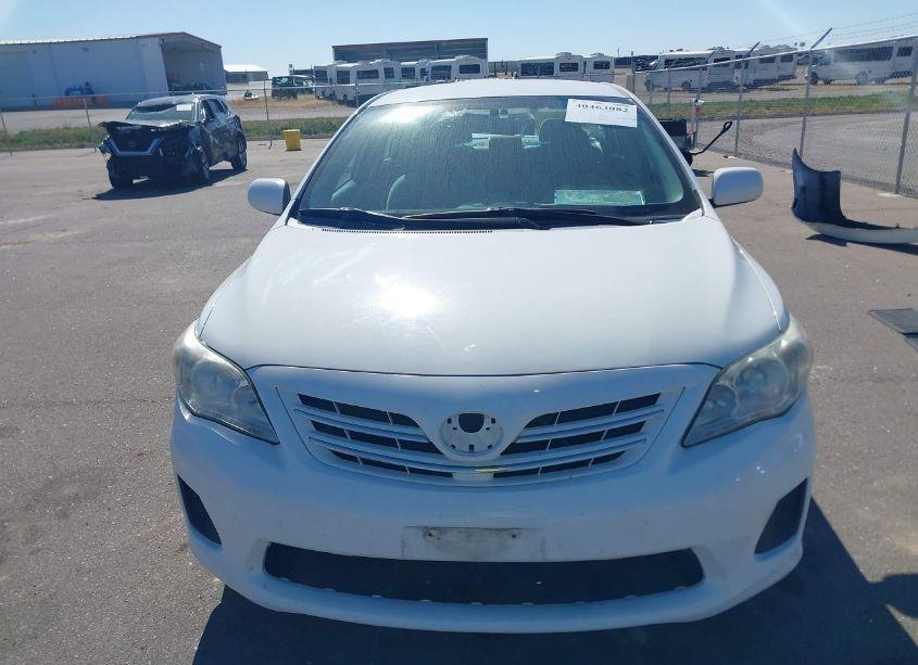 Photo 13 of 2013 Toyota Corolla LE (VIN 5YFBU4EE2DP218302)