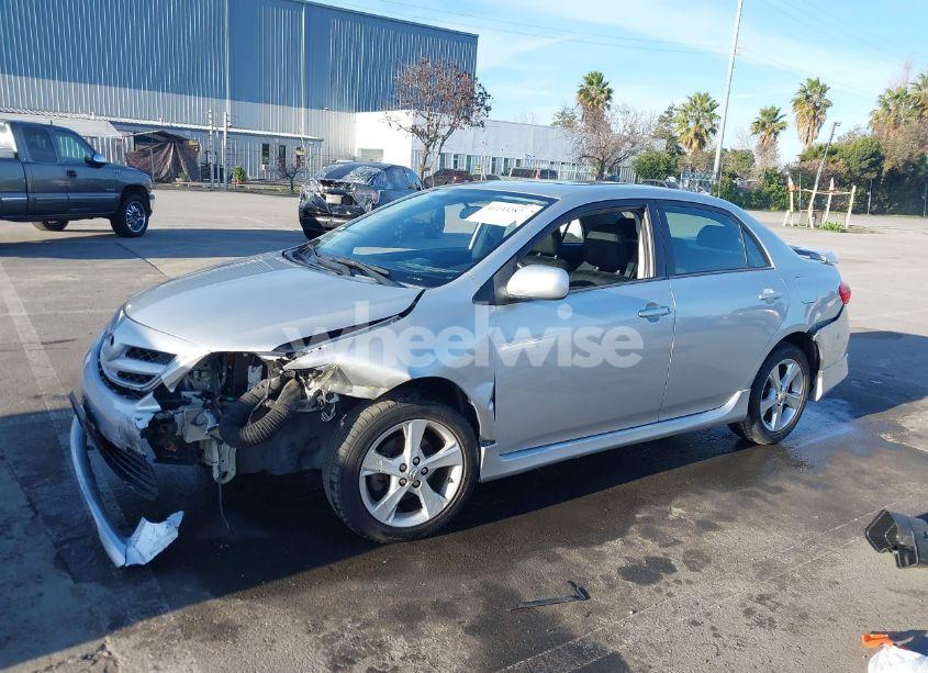 Photo 2 of 2012 Toyota Corolla S (VIN 5YFBU4EE3CP026868)