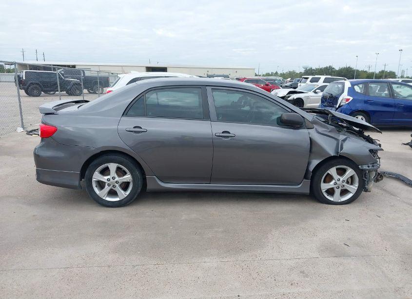 Photo 14 of 2012 Toyota Corolla S (VIN 5YFBU4EE3CP029804)